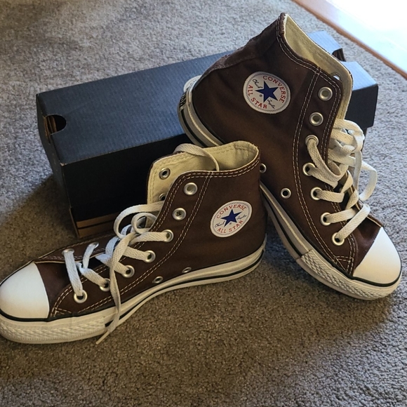 chocolate high top converse